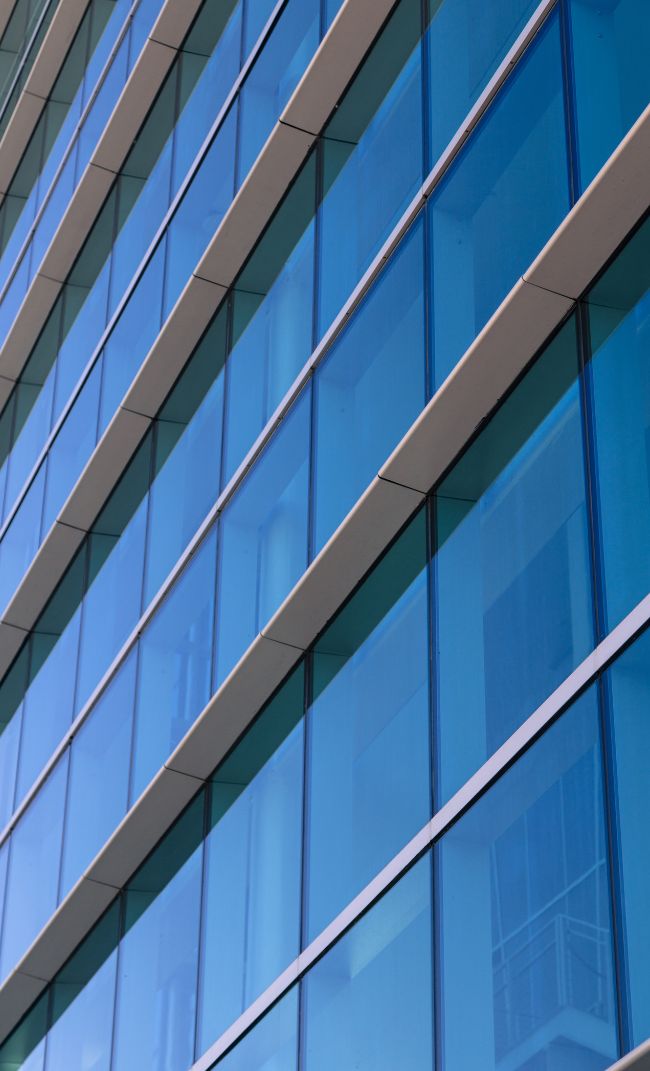 fachada de vidro em Anápolis